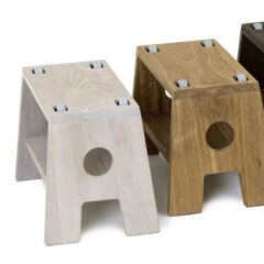 STOOL hvid olieret skammel til børn fra Collect Furniture
