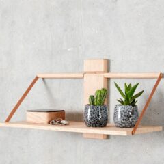 Shelf Wood Wall hylde i egetræ fra Andersen Furniture